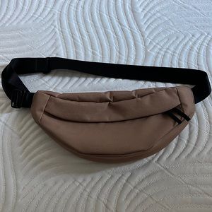 Everlane ReNew Transit Bag
